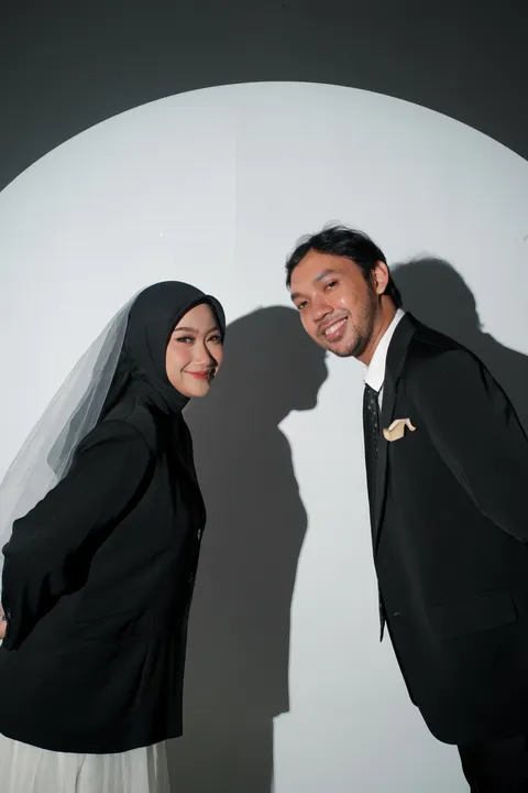Foto sampul undangan Zia Karbala Husaini Fadhlulloh & Dwi Rahmah Nur Sintia