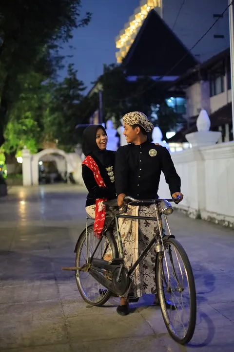 Foto sampul undangan Bambang & Rina