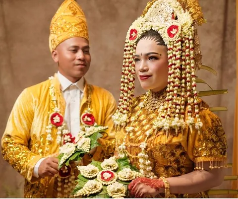 Foto sampul undangan Any Dewi Indah & Amin Pamuji