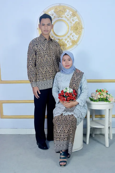 Foto sampul undangan Hendra & Luluk