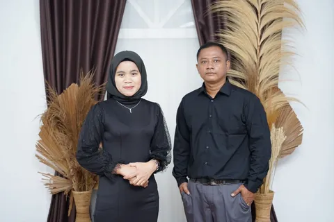 Foto sampul undangan Eka & Teguh