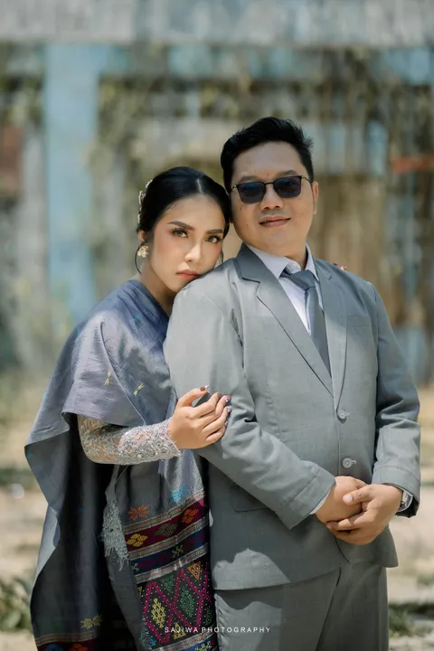 Foto sampul undangan Mersi & Nathan