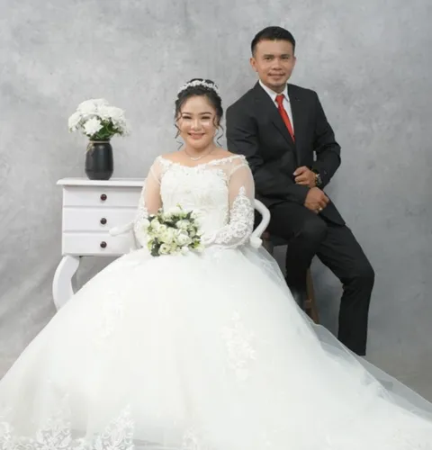 Foto sampul undangan Dupe & Herlin