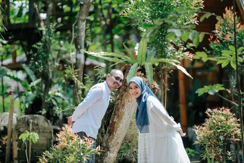 Foto sampul undangan Sl & Rm