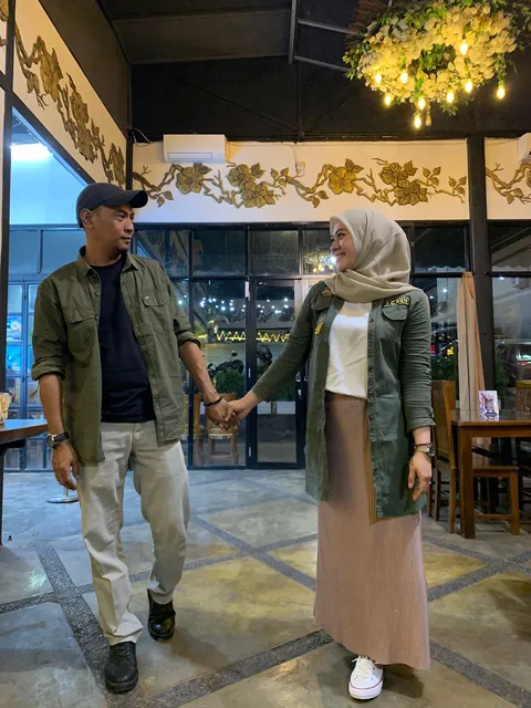 Foto sampul undangan Utiya & Zeky