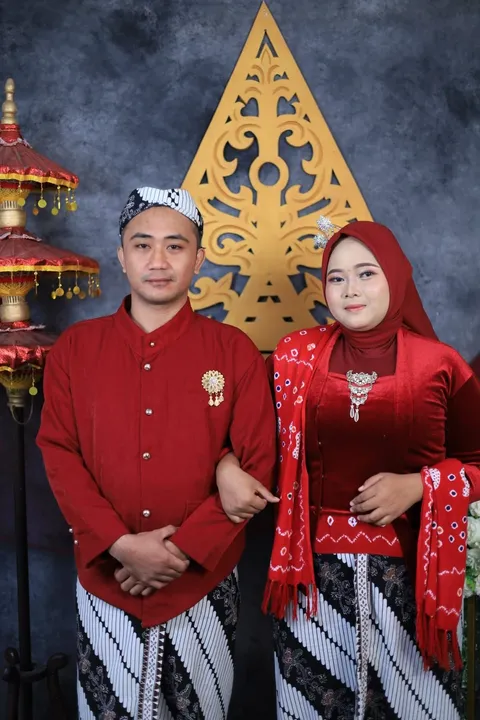 Foto sampul undangan Aan & Desi