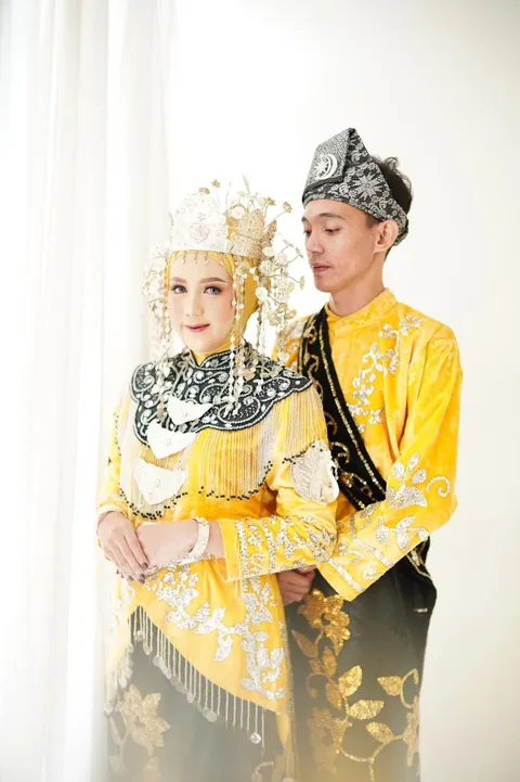 Foto sampul undangan Romi & Dinda