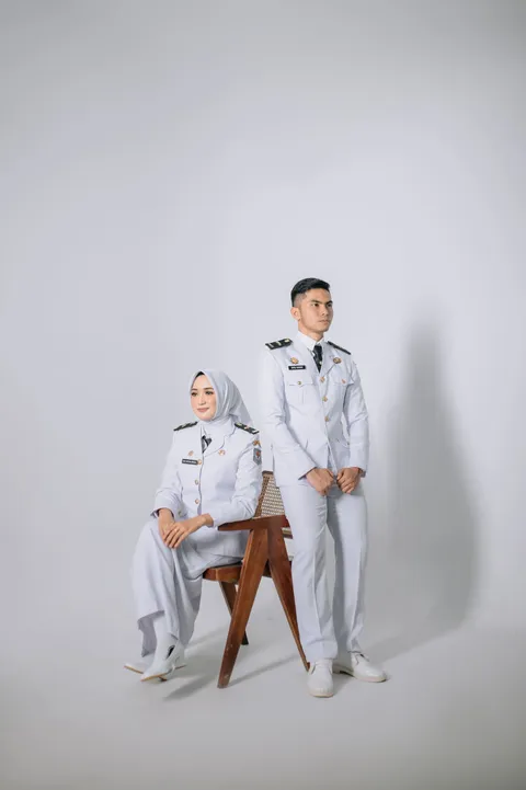 Foto sampul undangan Rifqi & Vegi