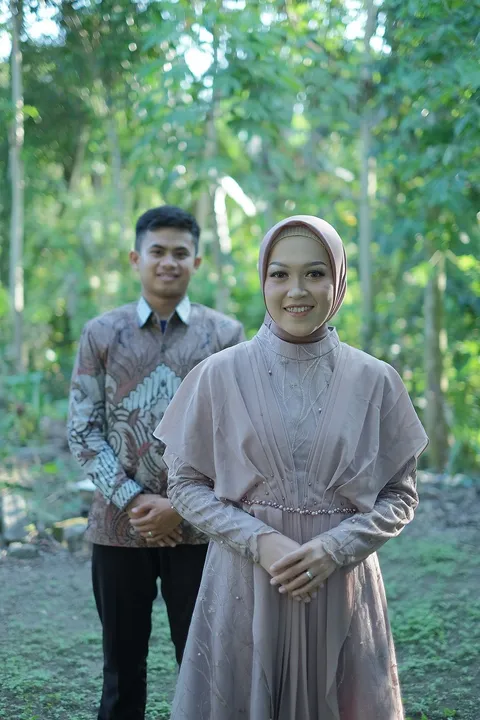 Foto sampul undangan Tain & Dita