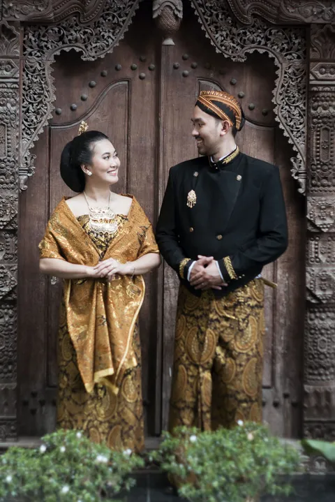 Foto sampul undangan Arnold & Puspa