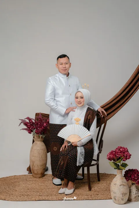 Foto sampul undangan Aziz & Dila