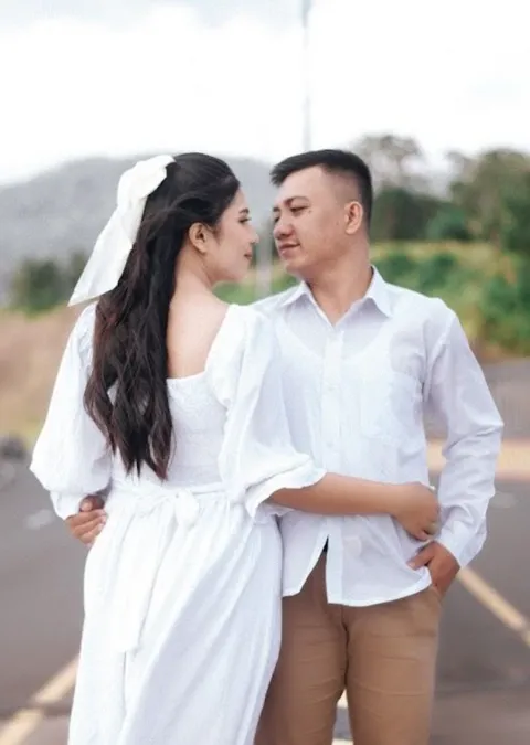 Foto sampul undangan Yellika & Ricky