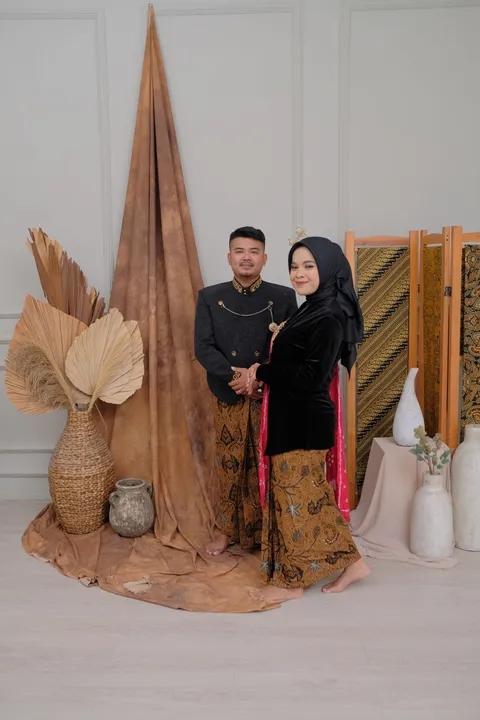 Foto sampul undangan Isyono & Annisa
