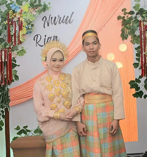 Foto sampul undangan Rian & Nunu