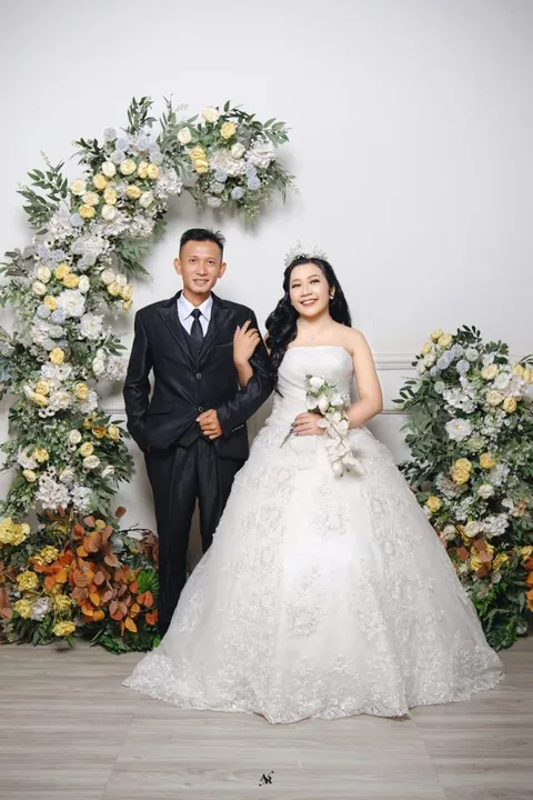 Foto sampul undangan Evi & Sando