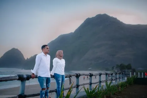 Foto sampul undangan Nia & Yunus