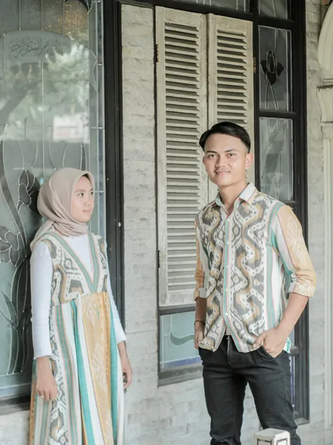 Foto sampul undangan Dodon & Eca