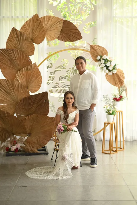 Foto sampul undangan Wulan & Ricardo