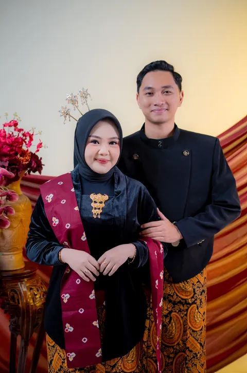 Foto sampul undangan Katon & Asri