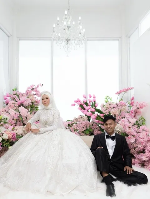 Foto sampul undangan Krisna & Ulan