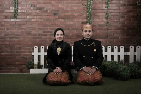 Foto sampul undangan Maudi & Angga