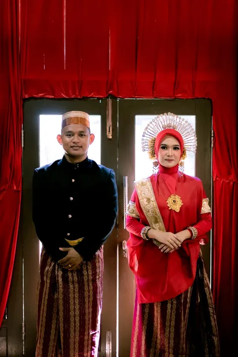 Foto sampul undangan Nur Aizsyah & Haedar