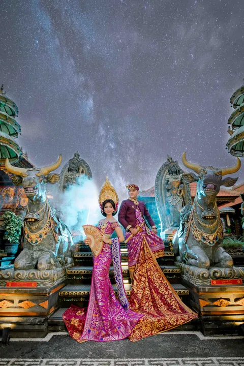 Foto sampul undangan Suwandewi & Yasa