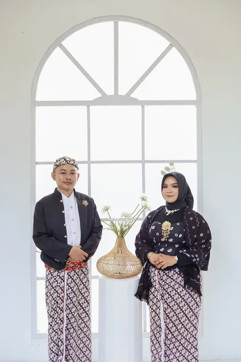 Foto sampul undangan Ihsan & Risti