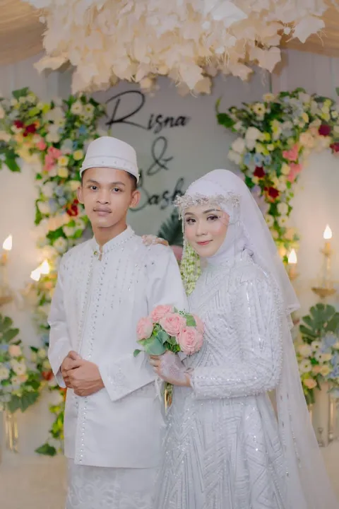 Foto sampul undangan Habsy & Risna