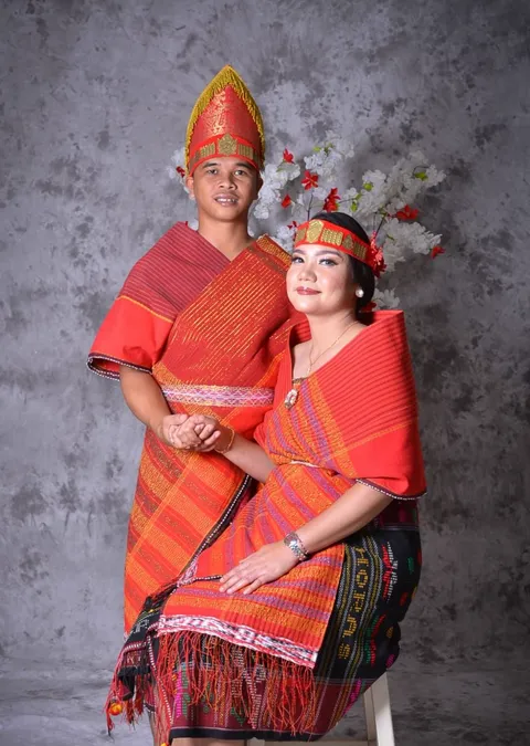 Foto sampul undangan Raslin & Marlon
