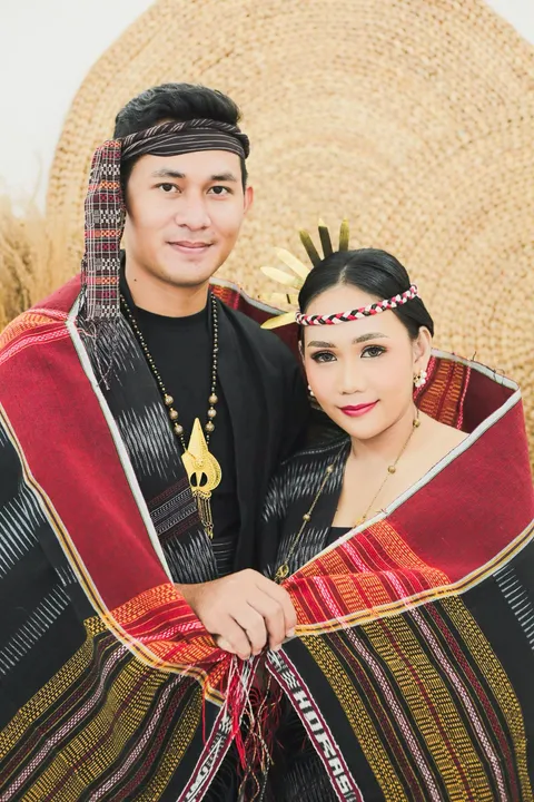 Foto sampul undangan Ruth & -