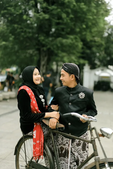 Foto sampul undangan Marisa & Wahid