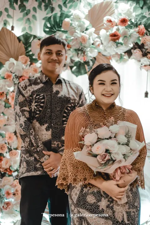 Foto sampul undangan Fairuz & Veda