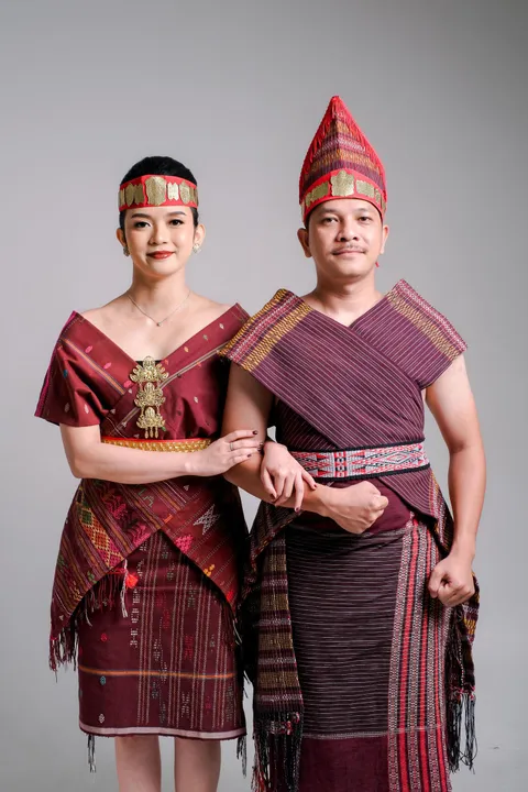 Foto sampul undangan Rosa & Bontor