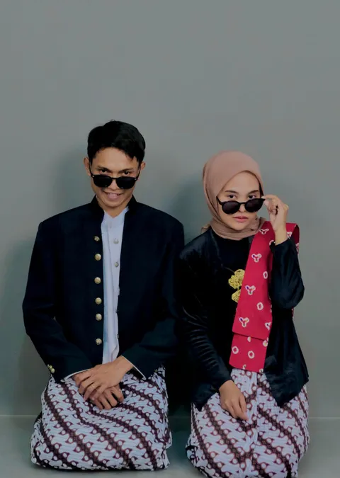 Foto sampul undangan Tari & Idwan