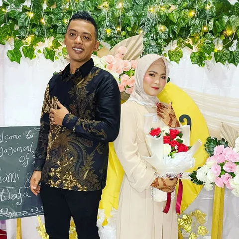 Foto sampul undangan Wafa & Tami