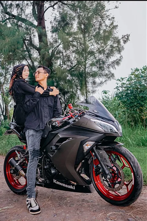 Foto sampul undangan Vivit & Pandu