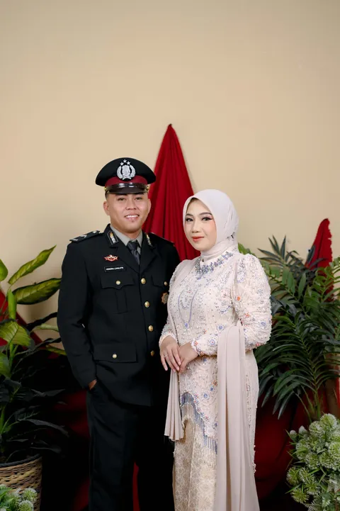 Foto sampul undangan Hendra & Wulan