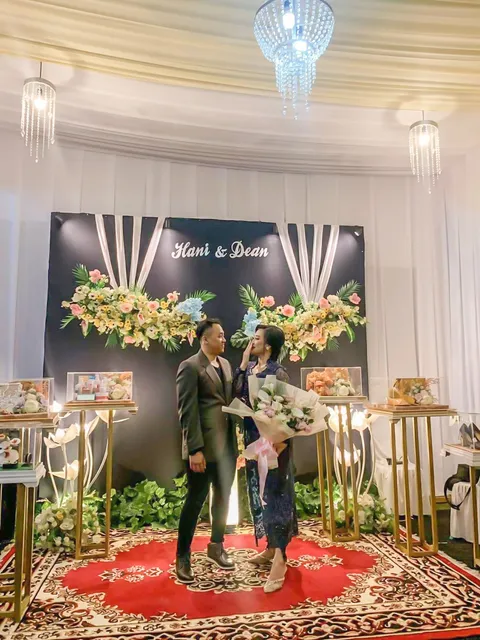 Foto sampul undangan Dean & Hani