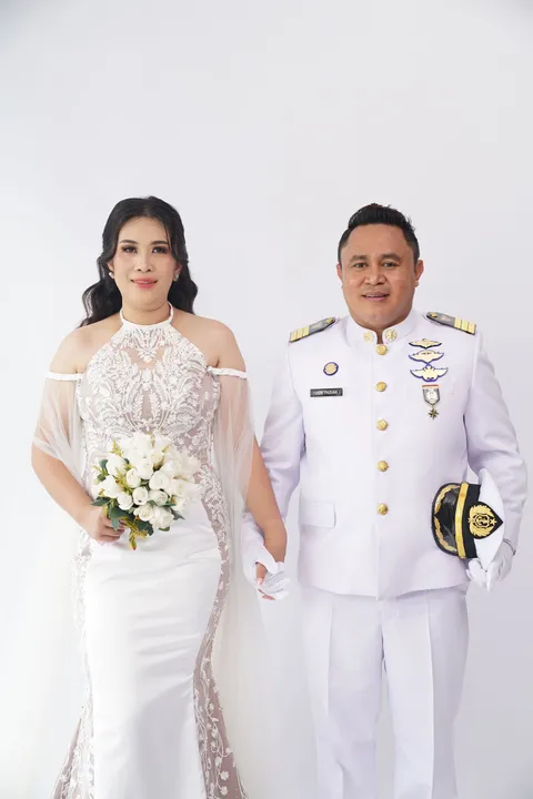 Foto sampul undangan Velna & Jun