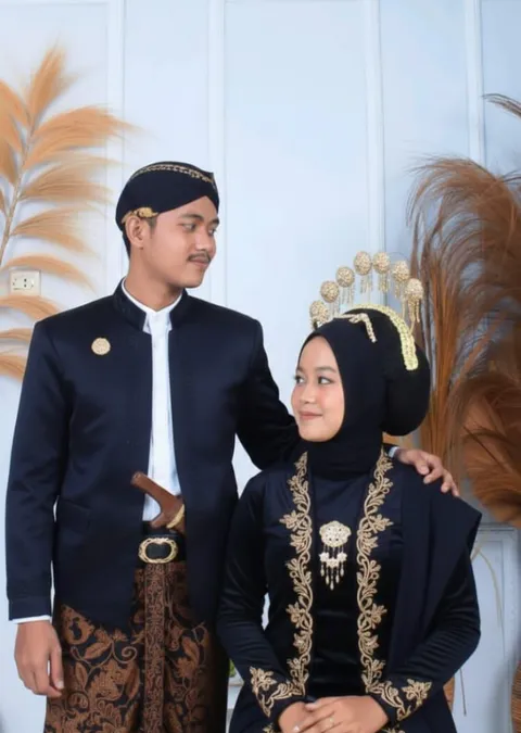 Foto sampul undangan Kusmawan & Aginta Maharani