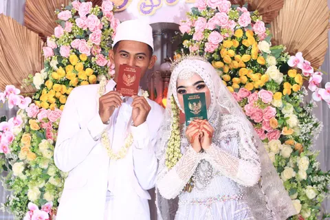 Foto sampul undangan Hatimah & Saufi