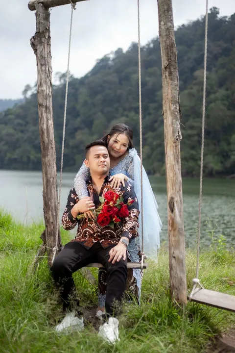 Foto sampul undangan Rahman Alfarizi Siregar & Ega Mawarni