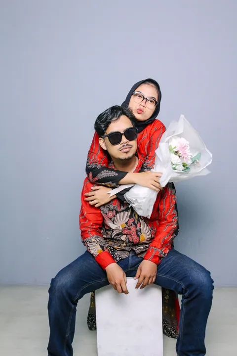 Foto sampul undangan Dela & Rico