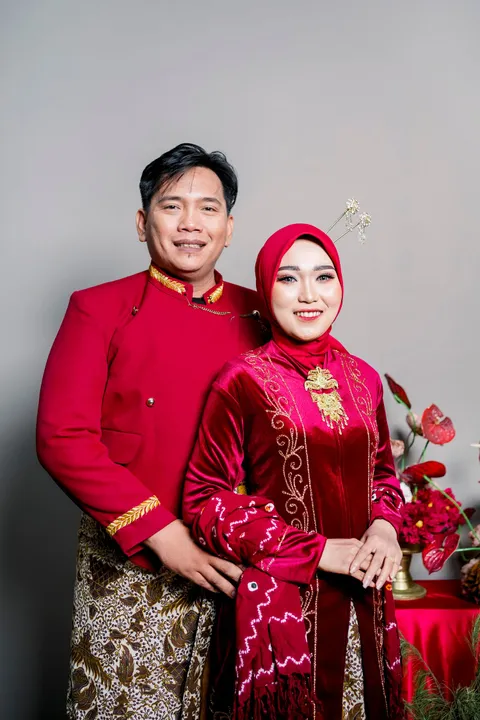 Foto sampul undangan Putra & Tari