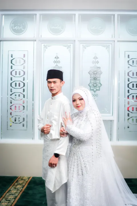 Foto sampul undangan Alex & Yundari