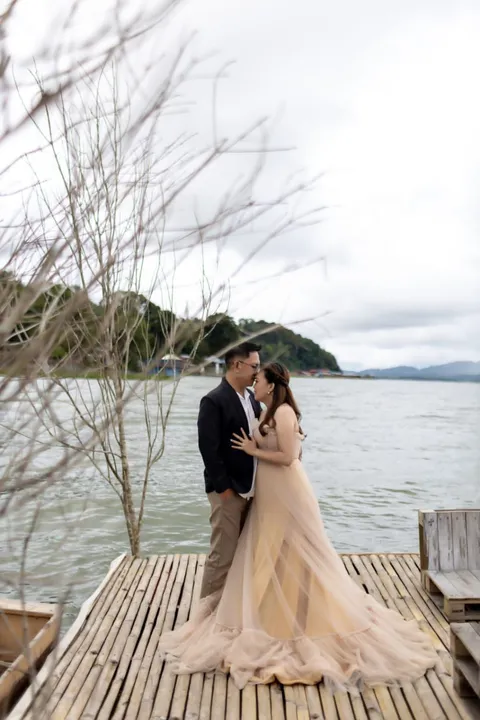 Foto sampul undangan Delly & Richard