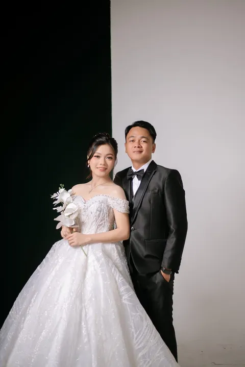 Foto sampul undangan Resha & Kevin