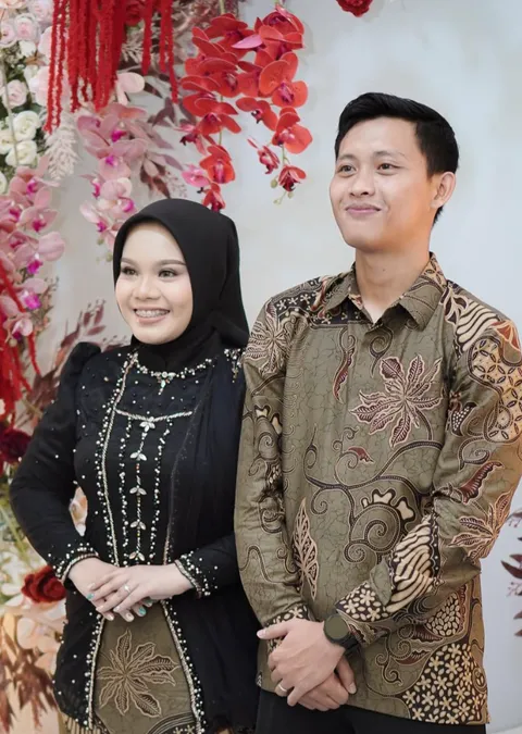 Foto sampul undangan Muhammad Niko Burhan & Nabila Indah Putriana