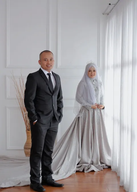 Foto sampul undangan Teguh & Bella